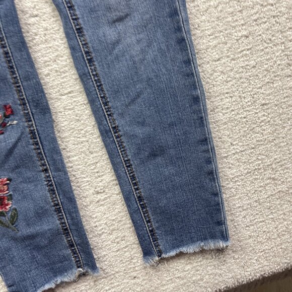 Streetwear Society Skinny High Rise Floral Embroidery Jeans Wom Sz 5 Blue Denim - Picture 4 of 12